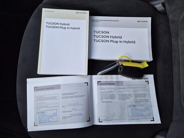 Hyundai TUCSON 1.6 T-GDI PHEV Plug-in N Line 4WD Automaat / Rondomzicht camera / Apple Carplay Android Auto / Adaptief cruise control / Trekgewicht 1350 Kg / Stuur- en Stoelverwarming / Elektrisch bedienbare stoelen - achterklep /