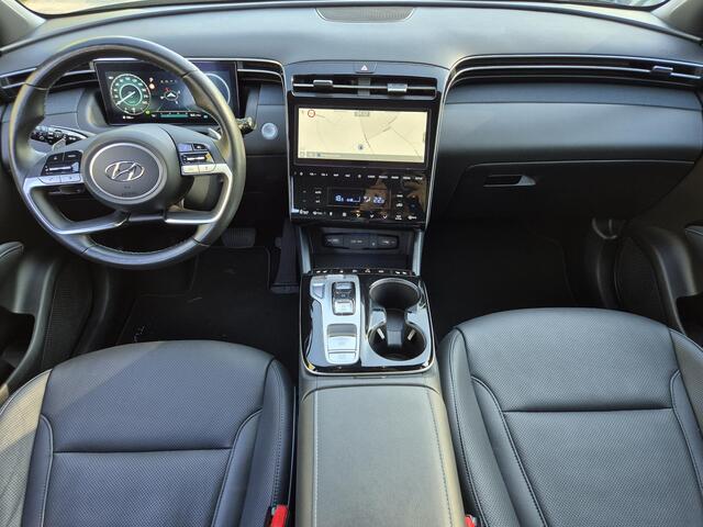 Hyundai TUCSON 1.6 T-GDI PHEV Plug-in Premium Sky 4WD Automaat / Apple Carplay Android Auto / Trekgewicht 1350 kg / Glazen schuif- en kanteldak / Elektrische achterklep / Rondomzicht camera /