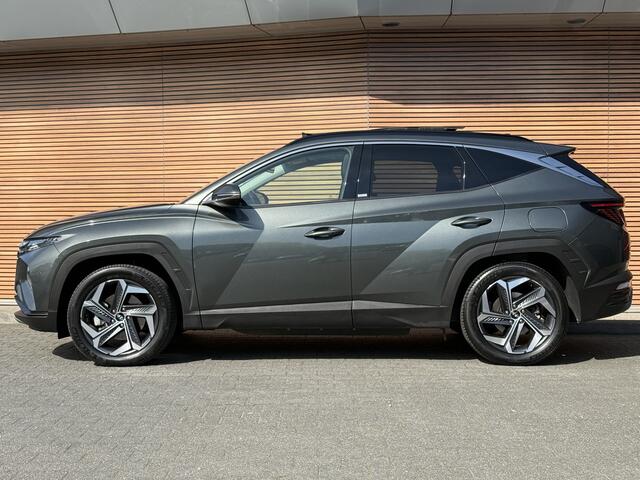 Hyundai TUCSON 1.6 T-GDI PHEV Comfort 4WD Panodak / Adapt. Cruise / Camera / Trekhaak / Dodehoek