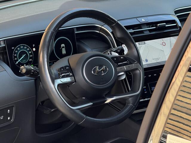 Hyundai TUCSON 1.6 T-GDI PHEV Comfort 4WD Panodak / Adapt. Cruise / Camera / Trekhaak / Dodehoek