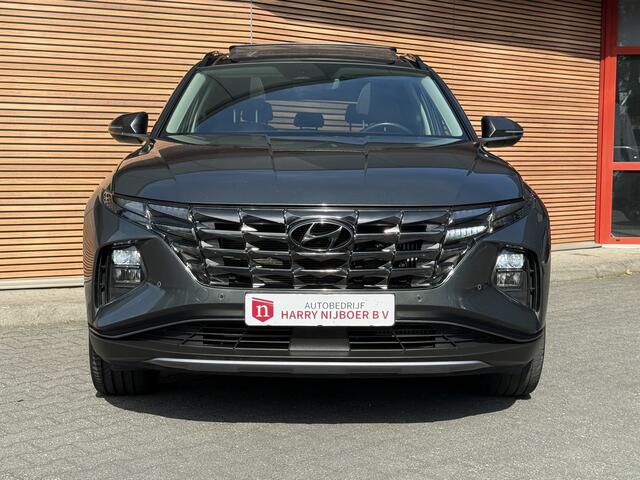 Hyundai TUCSON 1.6 T-GDI PHEV Comfort 4WD Panodak / Adapt. Cruise / Camera / Trekhaak / Dodehoek