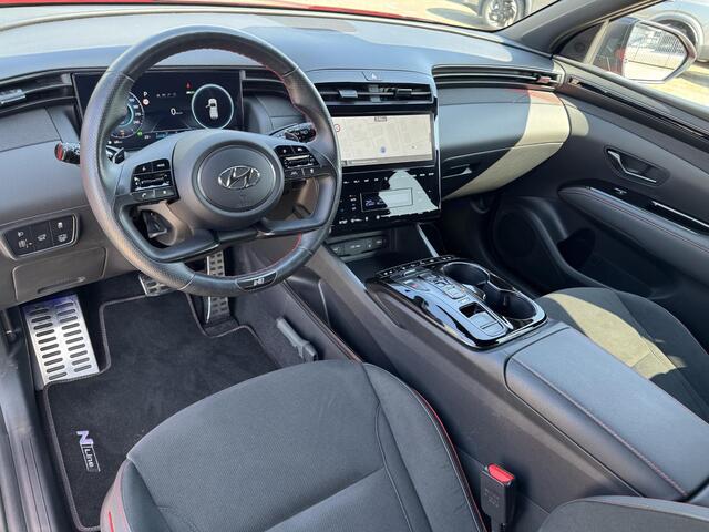 Hyundai TUCSON 1.6 T-GDI HEV N Line Sky | Panoramadak | Leder/Alcantara | 19'' Velgen | Navigatie | Camera | Stoelverwarming | Apple Carplay/Android Auto | Dodehoek | Rijklaarprijs!