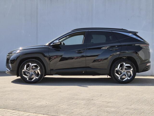 Hyundai TUCSON 1.6 T-GDI HEV 230pk Comfort Smart Automaat / 1650 kg Trekgewicht / Apple Carplay Android Auto / Achteruitrijcamera / Stuur- en Stoelverwarming / Elektrische achterklep / Adaptief cruise control /