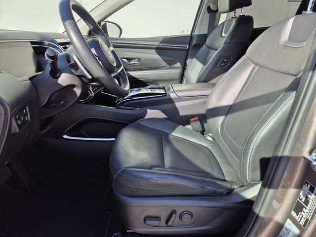 Hyundai TUCSON 1.6 T-GDI HEV 230pk Premium Automaat / 1650kg Trekgewicht / Apple Carplay Android Auto / Stuur- en Stoelverwarming / Elektrische achterklep / Krell Sound Systeem / Rondomzicht camera /