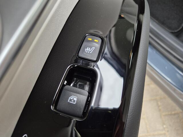 Hyundai TUCSON 1.6 T-GDI PHEV Plug-in Premium 4WD Automaat / Trekhaak Afneembaar / Trekgewicht 1350 Kg / Accu SoH 100% / Elektrische achterklep / Apple Carplay Android Auto / Stuur- en Stoelverwarming / Rondom zicht camera / Stoelventilatie