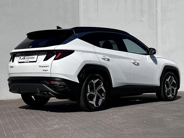 Hyundai TUCSON 1.6 T-GDI PHEV Premium 4WD / Dealer onderhouden / Accu SoH 100% / Afneembare trekhaak 1.350 kg / Adaptief CC / Leder / 19" LMV / Stuur- en Stoelverwarming / Stoelventilatie / Camera 360° / Climate Control / Stoelventilatie