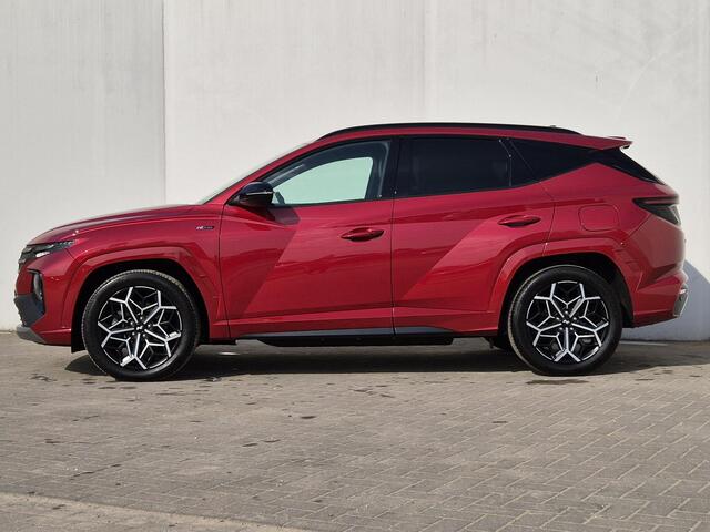 Hyundai TUCSON 1.6 T-GDI PHEV Plug-in N Line 4WD Automaat / Achteruitrijcamera / Apple Carplay Android Auto / Adaptief cruise control / Trekgewicht 1350 Kg / Stuur- en Stoelverwarming / / Elektrische bedienbare achterklep /