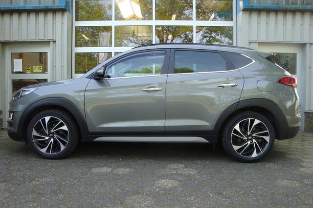 Hyundai TUCSON 1.6 T-GDI Premium / MODEL 2019