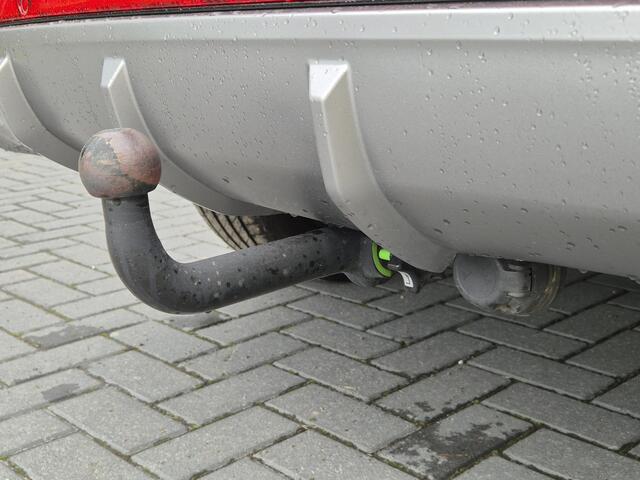 Hyundai TUCSON 1.6 T-GDI PHEV Plug-in N Line 4WD Automaat / Trekhaak afneembaar / Dealer onderhouden / Trekgewicht 1350 Kg / Elektrische achterklep / Stuur- en Stoelverwarming / Adaptief CC / Achteruitrijcamera / Navigatie /