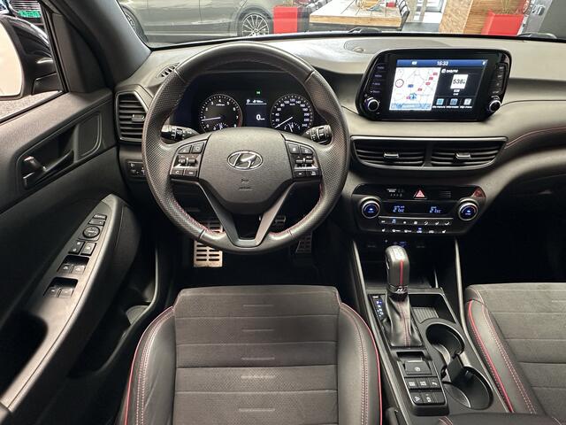 Hyundai TUCSON 1.6 T-GDI N-LINE NAVIGATIE CRUISE CONTROL STOELVERWARMING APPLE CARPLAY/ANDROID ACHTERUITRIJCAMERA RIJSTROOKSENSOREN ZEER MOOI !! 3010