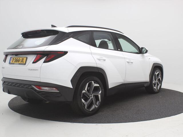 Hyundai TUCSON 1.6 T-GDI MHEV Comfort / Trekhaak / 1650KG Trekgewicht / Navigatie / Stoelverwarming voor / Cruise Control / 19" LMV /