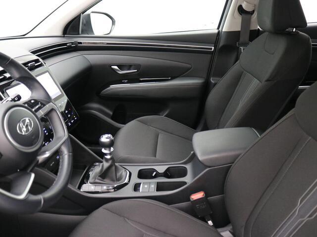 Hyundai TUCSON 1.6 T-GDI MHEV Comfort / Trekhaak / 1650KG Trekgewicht / Navigatie / Stoelverwarming voor / Cruise Control / 19" LMV /