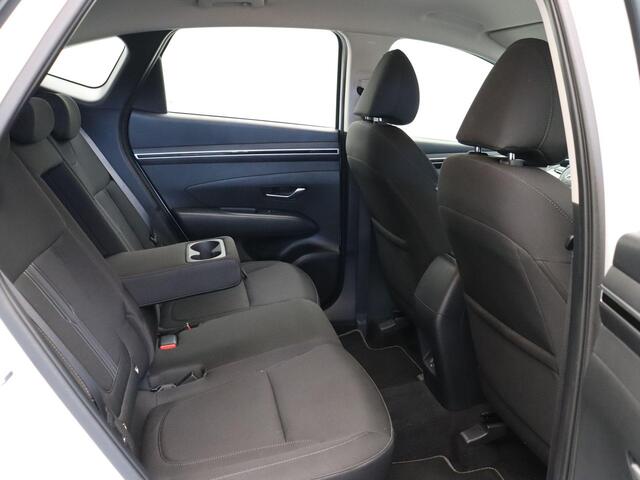 Hyundai TUCSON 1.6 T-GDI MHEV Comfort | Voorstoelen Verwarmd | Cruise Control Adaptief | 1650kg Trekgewicht | Apple Carplay & Android Auto |