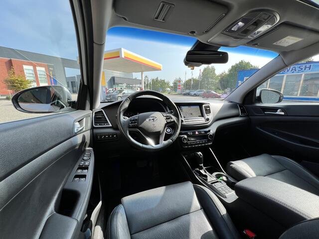Hyundai TUCSON 1.6 T-GDi Premium 4WD | Camera | Trekhaak | NAV | Panorama dak | Dodehoek sensor