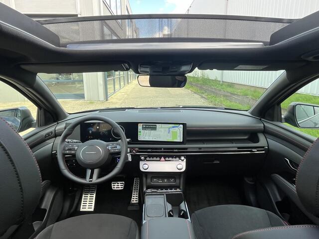 Hyundai TUCSON 1.6 T-GDI PHEV Premium Sky 4WD | Navigatiesysteem/4x4/Clima/Adapt.Cruise/Pano.Dak/360º camera/Apple CarPlay-Android Auto