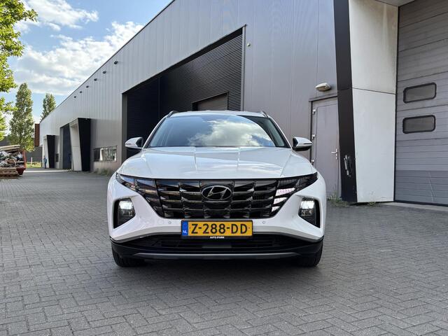 Hyundai TUCSON 1.6 T-GDI HEV Comfort Smart | Navigatie | Camera | Apple Carplay/Android Auto | Stuur- + Stoelverwarming | Elek. Achterklep | Rijklaarprijs!