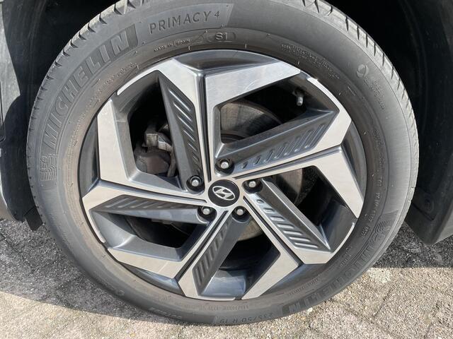 Hyundai TUCSON 1.6 T-GDI N-Line | Parkeersensoren V+A en camera, 19" LM-Velgen, Navigatie, Stoel en Stuurverwarming, Apple carplay/Androidauto