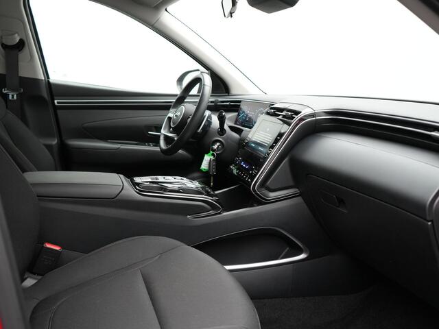 Hyundai TUCSON T-GDI Comfort 4WD Plug In Hybrid 266pk Dealer O.H PHEV | Camera | Cruise Control | Apple Carplay | Virtual | DAB | Lane Assist | Navigatie |