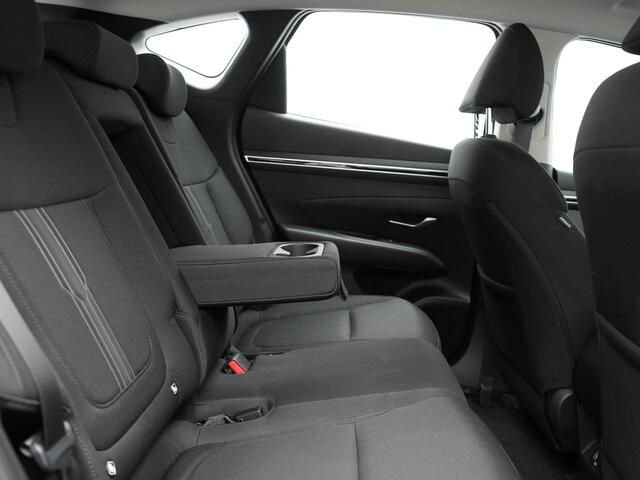 Hyundai TUCSON T-GDI Comfort 4WD Plug In Hybrid 266pk Dealer O.H PHEV | Camera | Cruise Control | Apple Carplay | Virtual | DAB | Lane Assist | Navigatie |