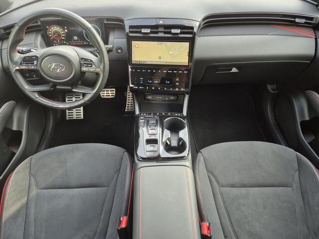 Hyundai TUCSON 1.6 T-GDI PHEV N Line 4WD Automaat / Apple Carplay Android Auto / Rondomzicht camera / Elektrische achterklep / Stuur-, Stoel en achterbankverwarming / Adaptief CC / Trekgewicht 1350 kg / Stoelventilatie /