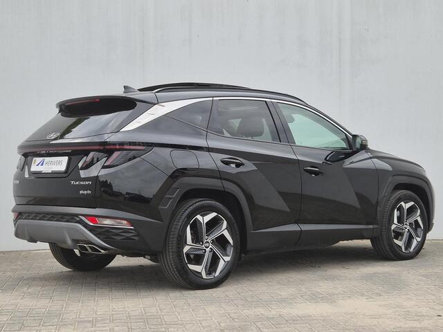 Hyundai TUCSON 1.6 T-GDI PHEV Premium Sky 4WD Automaat / Glazen schuif- en kanteldak / Adaptief CC / Apple Carplay Android Auto / Elektrische achterklep / Rondomzicht camera / Trekgewicht 1350 kg / Stuur-, Stoel en Achterbankverwarming /