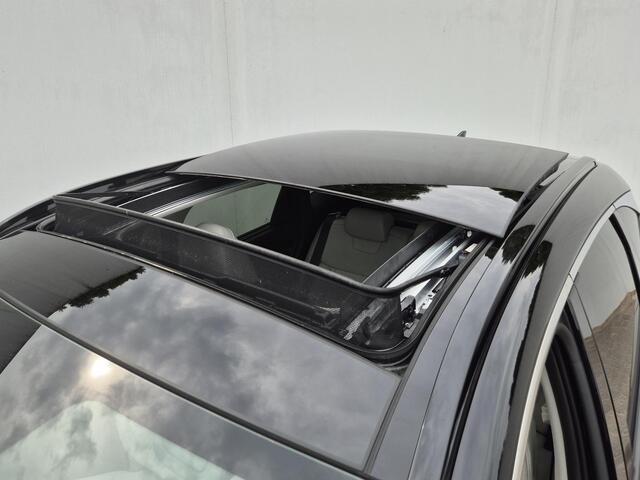 Hyundai TUCSON 1.6 T-GDI PHEV Premium Sky 4WD Automaat / Glazen schuif- en kanteldak / Adaptief CC / Apple Carplay Android Auto / Elektrische achterklep / Rondomzicht camera / Trekgewicht 1350 kg / Stuur-, Stoel en Achterbankverwarming /
