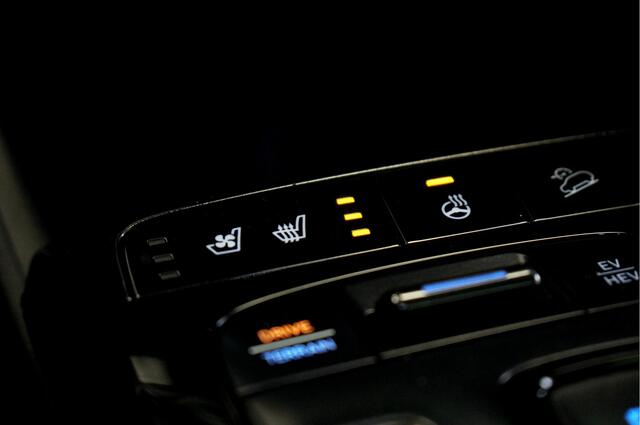 Hyundai TUCSON 1.6 T-GDI PHEV 195kW/265pk Aut6 N Line Sky 4WD PANORAMADAK + ADAPT.CRUISE + LANE ASSIST + KRELL AUDIO + DODEHOEK MELDER + STOELVERWARMING V&A + STUURVERWARMING + STOELVENTILATIE + NAVIGATIE + 360 CAMERA + PARKSENSOREN + 19" LM-VELGEN!!