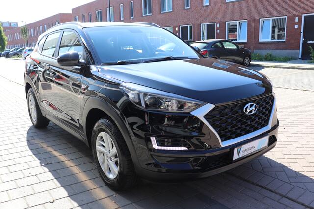 Hyundai TUCSON 1.6 GDi i-Motion Navigatie.