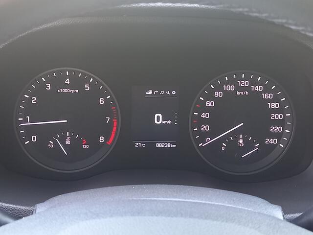 Hyundai TUCSON 1.6 GDi Comfort Parkeersensoren, achteruitrijcamera & trekhaak!!