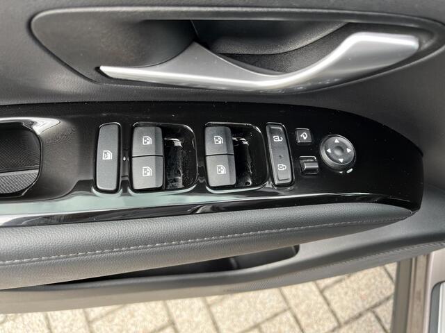 Hyundai TUCSON 1.6 T-GDI HEV Premium Sky