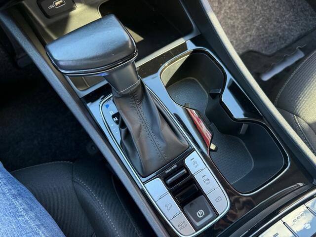 Hyundai TUCSON 1.6 T-GDI MILD HYBRIDE AUT. NAVI CAMERA CARPLAY LED