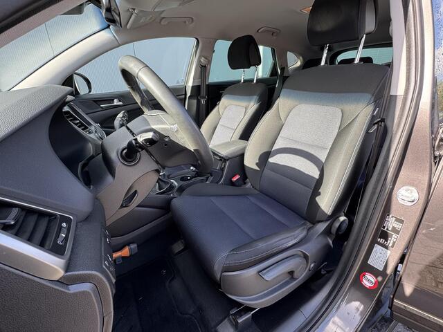 Hyundai TUCSON 1.6 GDi Anniversary Edition / Navigatie / Cruise Control / Lm 17" / Trekhaak / Apple car Play / Android Auto /