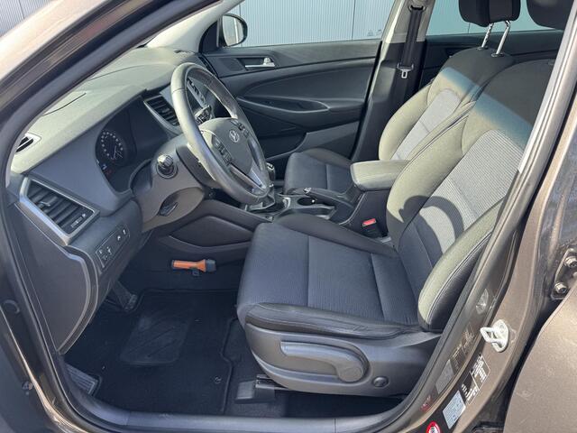 Hyundai TUCSON 1.6 GDi Anniversary Edition / Navigatie / Cruise Control / Lm 17" / Trekhaak / Apple car Play / Android Auto /