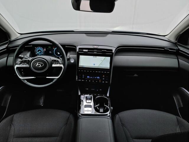 Hyundai TUCSON 1.6 T-GDI PHEV Comfort Smart 4WD Trekhaak ( trekgewicht 1.350 KG ) / Stoelverwarming / Elektrische kofferbak /