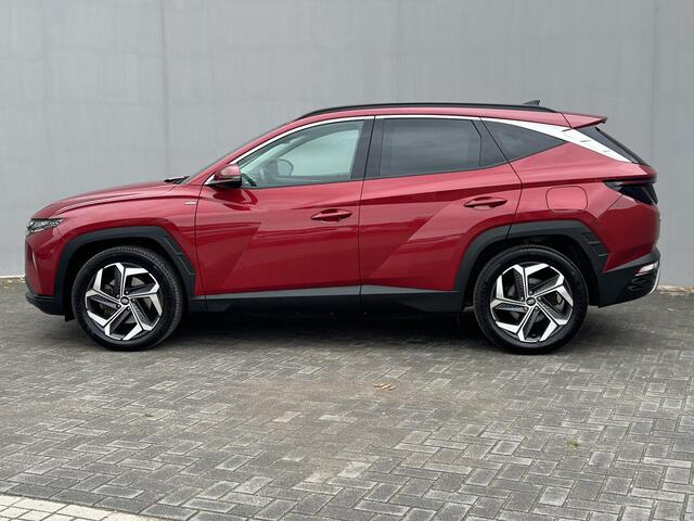 Hyundai TUCSON 1.6 T-GDI PHEV Comfort Smart 4WD / Apple carplay / Android auto / Stoel en Stuurwielverwarming / Dealer onderhouden / Elektrische Achterklep / Cruise Control Adaptief /