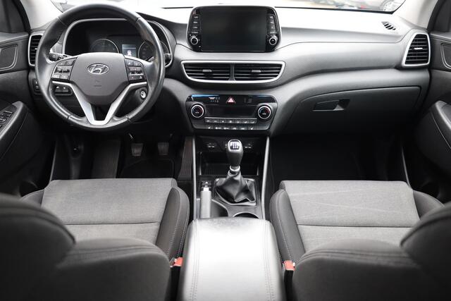 Hyundai TUCSON 1.6 GDI i-Drive CAMERA CARPLAY STOELVERW NAVI CRUISE CLIMA HILL-HOLD START-STOP PDC 17''LMV
