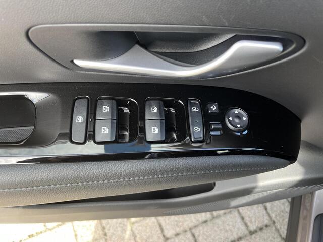 Hyundai TUCSON 1.6 T-GDI PHEV Comfort Smart 4WD | Rijklaar | Trekhaak | Navigatie |