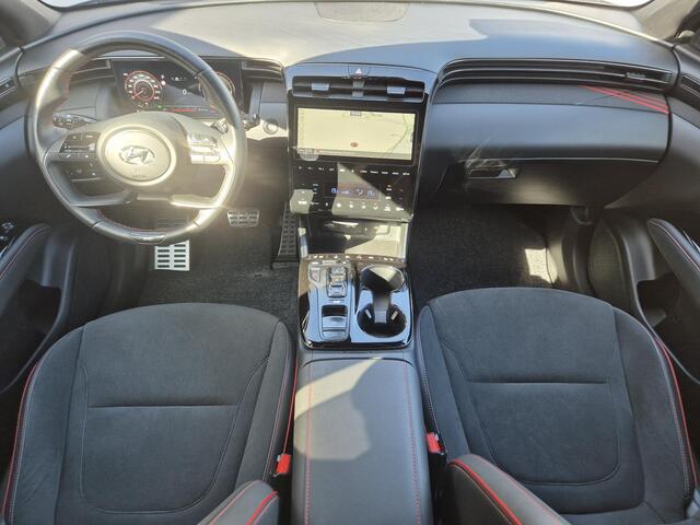 Hyundai TUCSON 1.6 T-GDI PHEV Plug-in N Line 4WD Automaat / Trekgewicht 1350 kg / Rondomzicht camera / Elektrische achterklep / Adaptief CC / Apple Carplay Android Auto / Stuur-,Stoel en Achterbankverwarming /