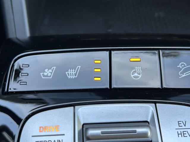 Hyundai TUCSON 1.6 T-GDI PHEV Plug-in Premium Sky 4WD Automaat / Afneembare Trekhaak / Trekgewicht 1350 kg / Apple Carplay Android auto / Stuur-, Stoel en Achterbankverwarming / Glazen schuif- en kanteldak / Elektrische achterklep /