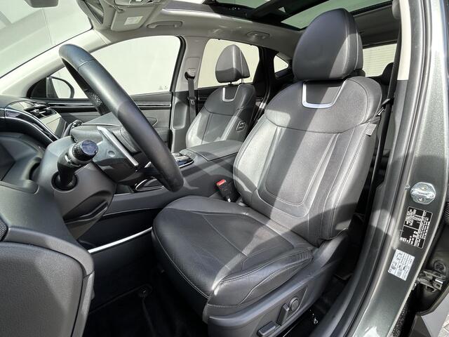Hyundai TUCSON 1.6 T-GDI PHEV Plug-in Premium Sky 4WD Automaat / Afneembare Trekhaak / Trekgewicht 1350 kg / Apple Carplay Android auto / Stuur-, Stoel en Achterbankverwarming / Glazen schuif- en kanteldak / Elektrische achterklep /