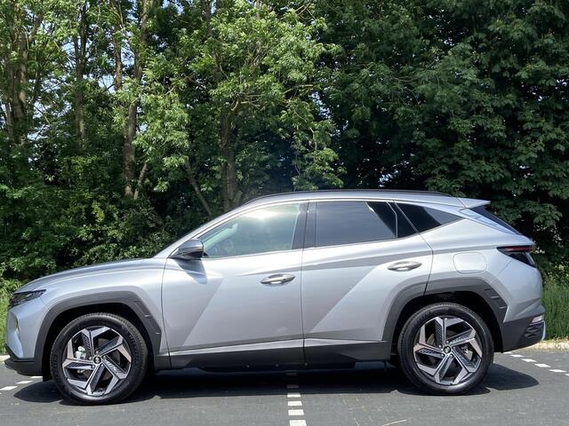 Hyundai TUCSON 1.6 T-GDI PHEV 265PK Comfort 4WD | Navigatie | Camera | WinterPack | 19'' Lichtmetalen velgen |