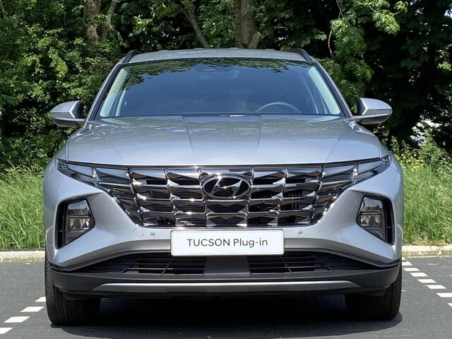Hyundai TUCSON 1.6 T-GDI PHEV 265PK Comfort 4WD | Navigatie | Camera | WinterPack | 19'' Lichtmetalen velgen |