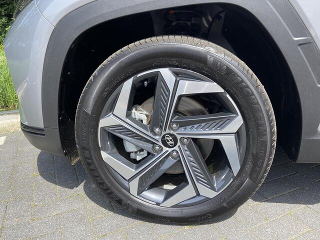 Hyundai TUCSON 1.6 T-GDI PHEV 265PK Comfort 4WD | Navigatie | Camera | WinterPack | 19'' Lichtmetalen velgen |