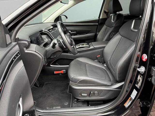 Hyundai TUCSON 1.6 T-GDI HEV Premium / 1ste Eigenaar / Dealer Onderhouden / Trekhaak afneembaar / 1650KG Trekgewicht / Stoel Verwarming+Verkoeling / 360º Camera / Elektrische Stoelen met Geheugen / Elektrische Achterklep /