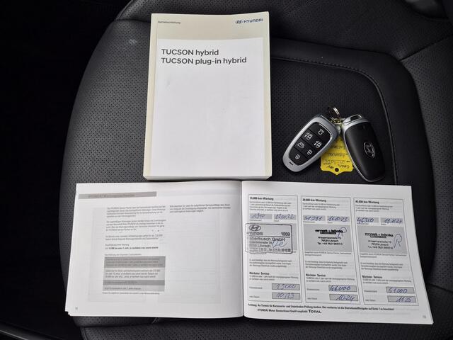 Hyundai TUCSON 1.6 T-GDI HEV 230 PK Premium Automaat / Trekgewicht 1650 kg / Apple Carplay Android Auto / Stuur- en Stoelverwarming / Rondomzicht camera / Climate Control / Stoelventilatie voor /