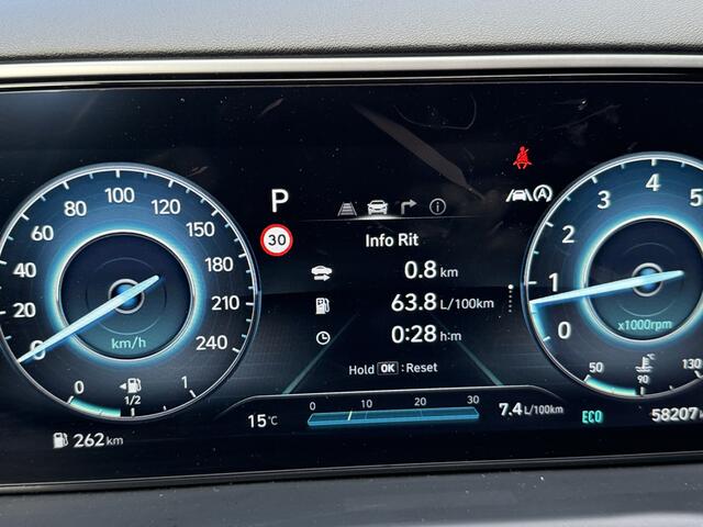 Hyundai TUCSON 16 T GDI MHEV Comfort Navi Cruise Camera enz . 1650 Trekgewicht . elc achterklep .