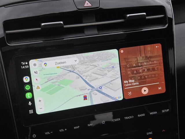 Hyundai TUCSON 1.6 T-GDI PHEV Plug-in Premium Sky 4WD Automaat / elektrisch glazen panorama-dak / Trekgewicht 1350 kg / Stuur-, Stoel en Achterbank verwarming / Elektrische achterklep / Adaptief CC / Rondomzicht camera /