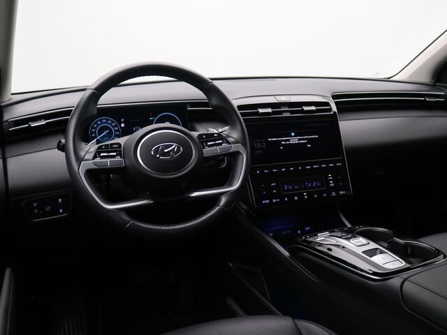 Hyundai TUCSON 1.6 T-GDI PHEV Premium 4WD AUTOMAAT /Trekhaak / 1ste Eigenaar / NL auto / Dealer onderhouden / Navigatie / Lederen bekleding / Stoelverwarming Voor & Achter / Adaptieve Cruise Control /