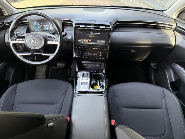 Hyundai TUCSON 1.6 T-GDI HEV Comfort Smart / Eerste Eigenaar / Dealer Onderhouden / Navigatie / Stoel+Stuur Verwarming / Achteruitrij Camera / Elektrische Achterklep /