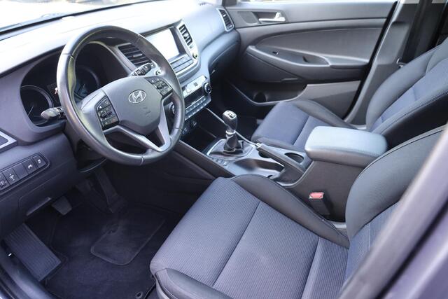 Hyundai TUCSON 1.6 GDi Comfort CAMERA TREKHAAK 4xSTOELVERWARMING DAB NAVI CRUISE 2xPDC CLIMA 17"LMV NAP